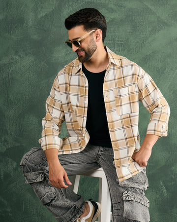 Chimpaaanzee Men Beige & White Oversized Fit Shirt