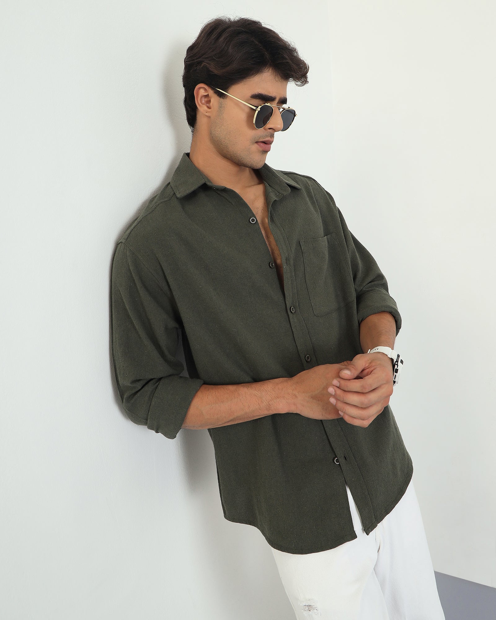 Chimpaaanzee Men Dark Green Oversized Fit Shirt
