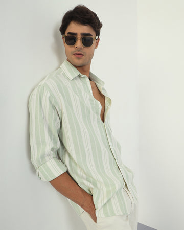 Chimpaaanzee Men Light Green Oversized Fit Shirt