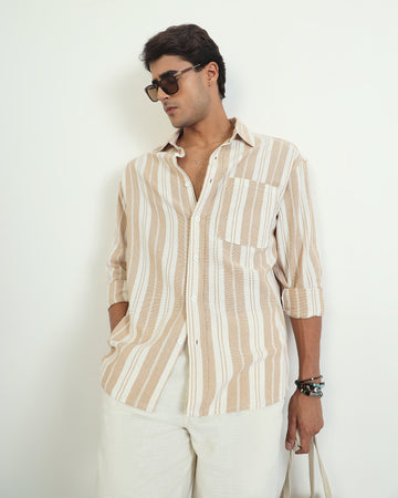 Chimpaaanzee Men Beige & White Oversized Fit Shirt