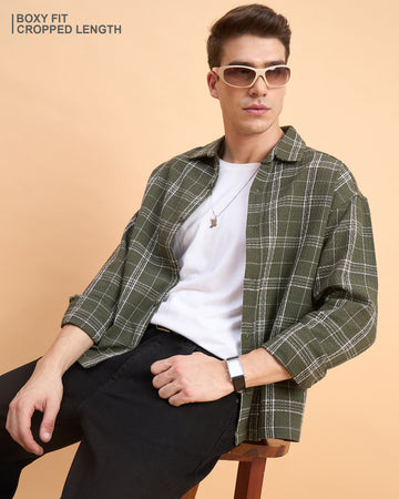 Chimpaaanzee Men Dark Green Boxy Fit Shirt