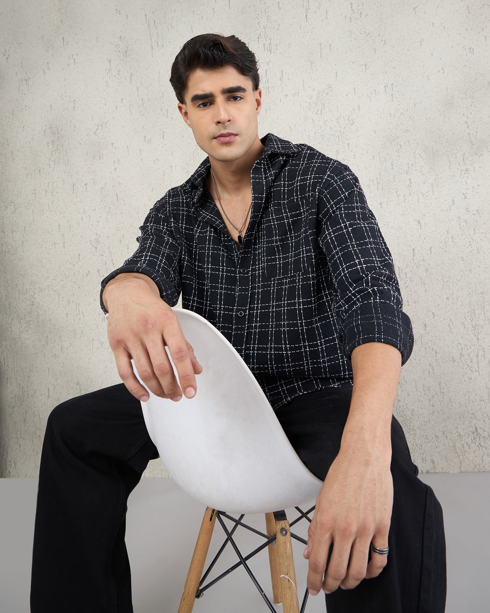 Chimpaaanzee Men Black Oversized Fit Shirt