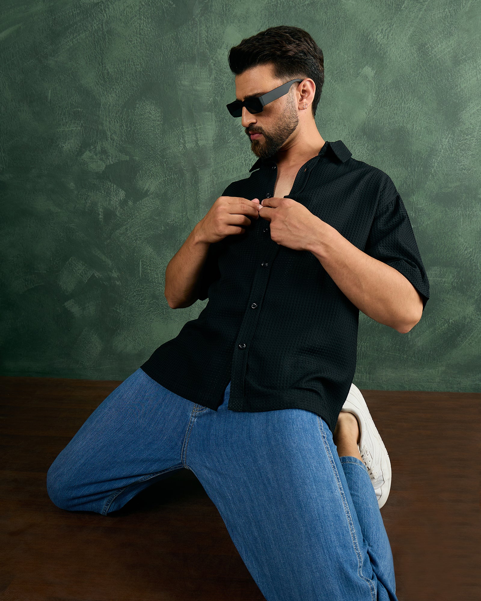 Chimpaaanzee Men Black Oversized Fit Shirt