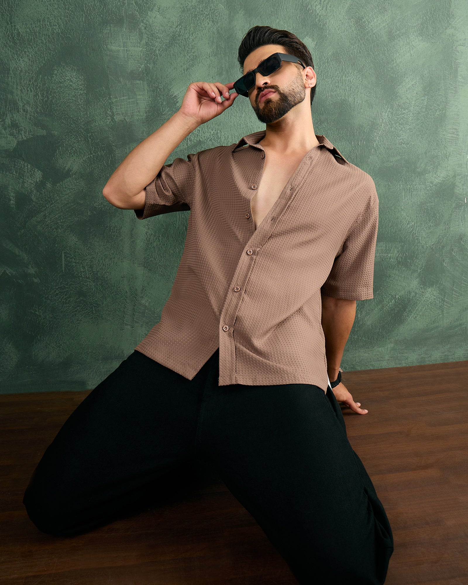 Chimpaaanzee Men Brown Oversized Fit Shirt