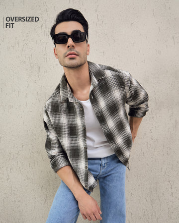 Chimpaaanzee Men Green & White Oversized Fit Shirt