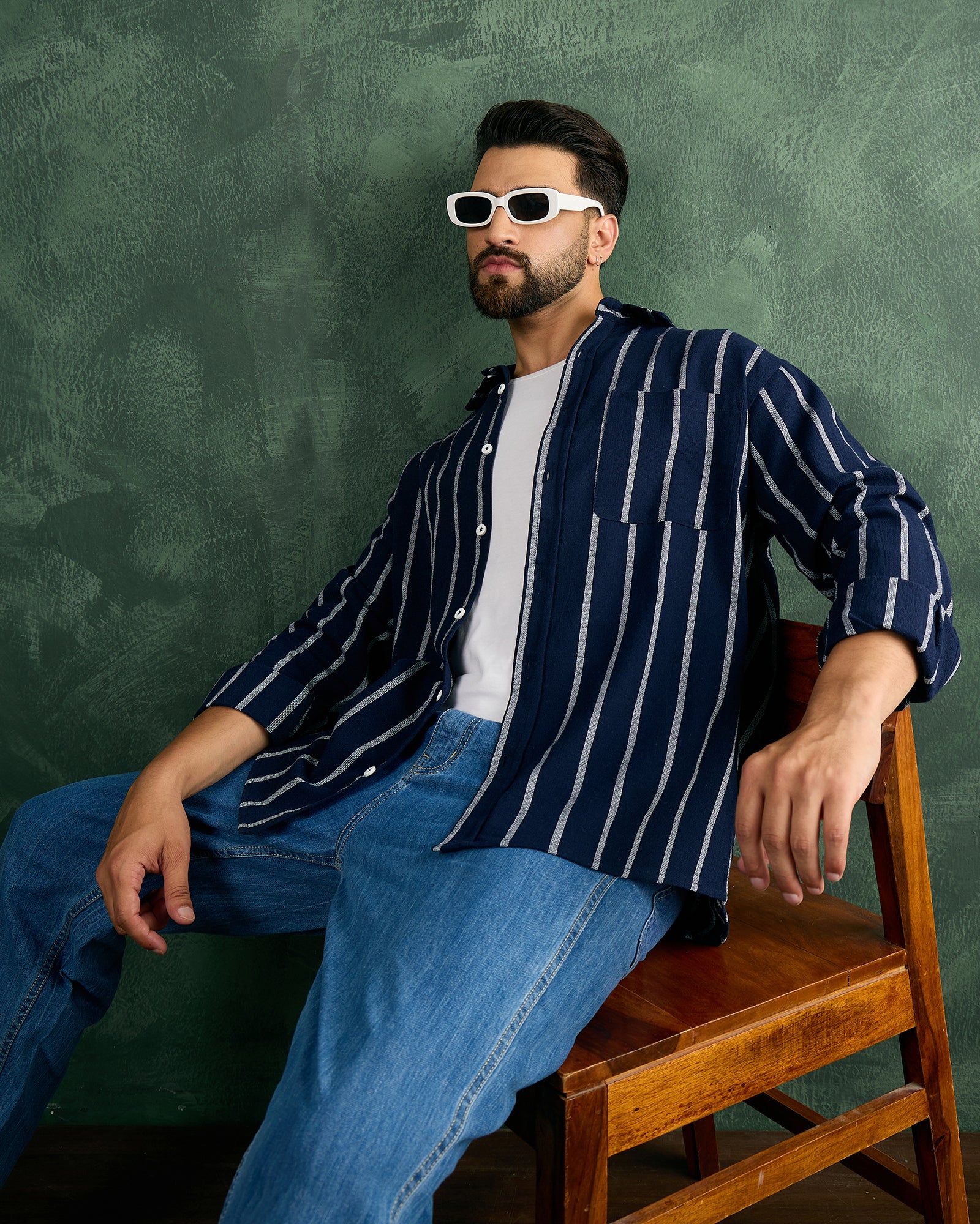 Chimpaaanzee Men Navy Oversized Fit Shirt