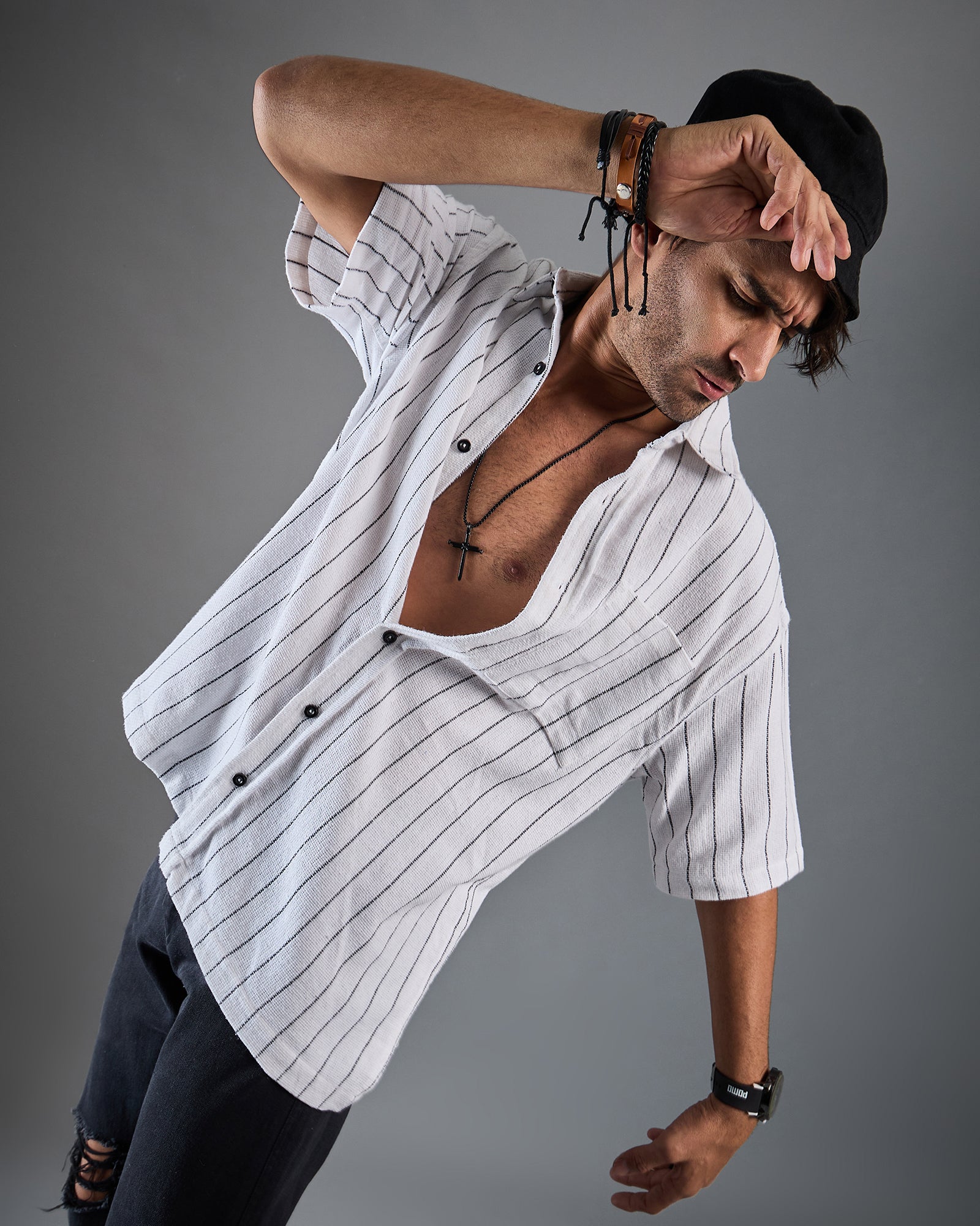 Chimpaaanzee Men White & Black Oversized Shirt