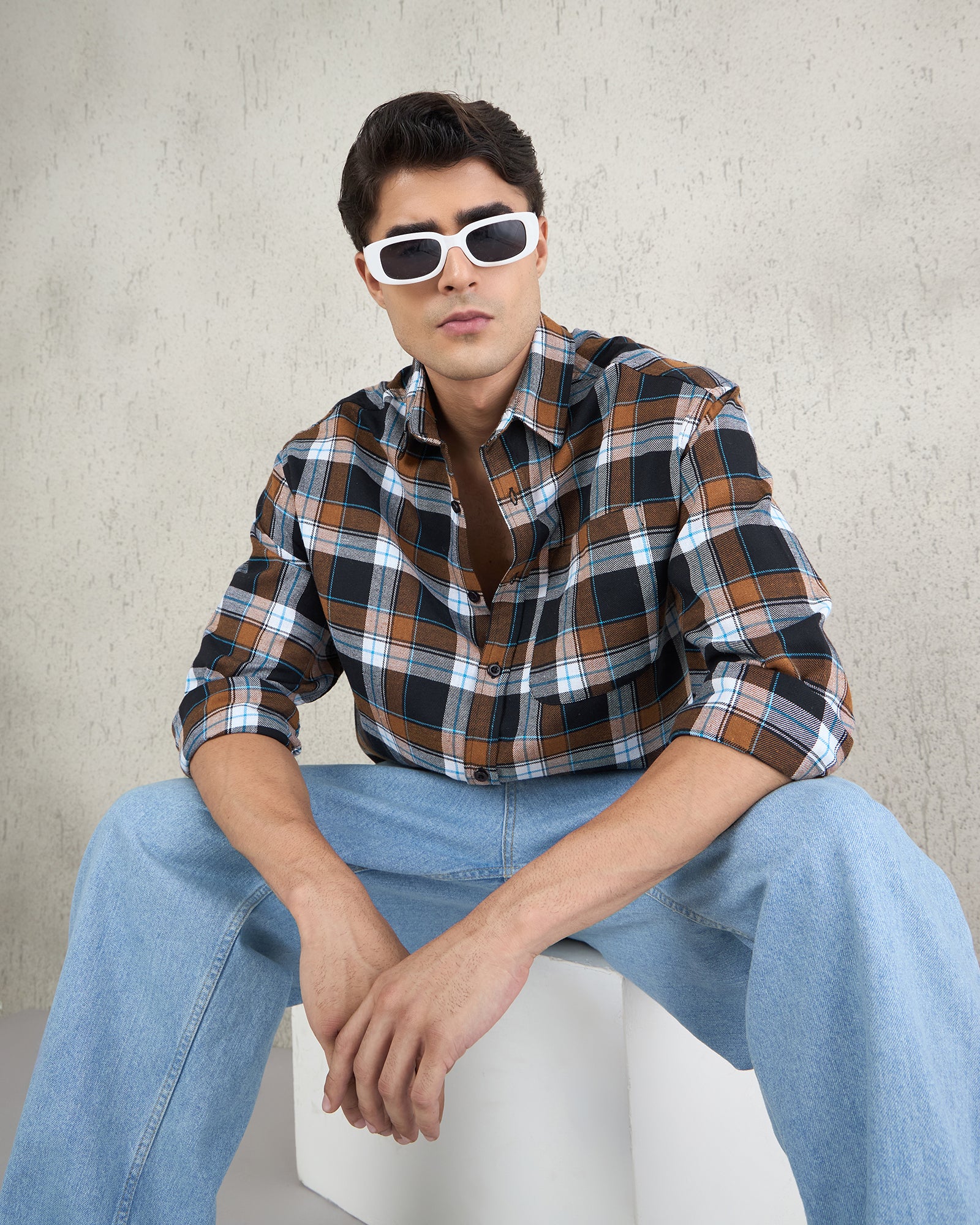 Chimpaaanzee Men Black & Brown Oversized Fit Shirt