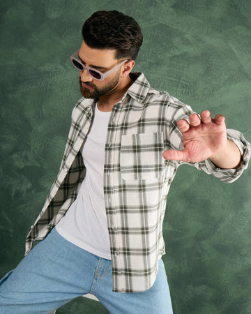 Chimpaaanzee Men White & Green Oversized Fit Shirt