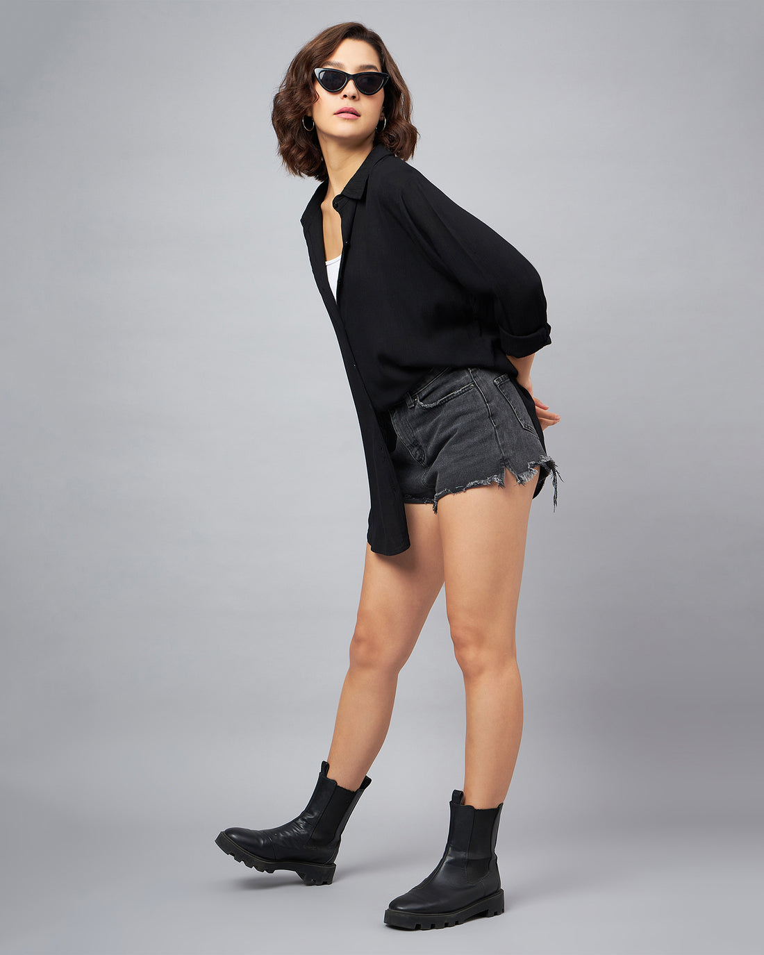 Chimpaaanzee Women Black Oversized Shirt