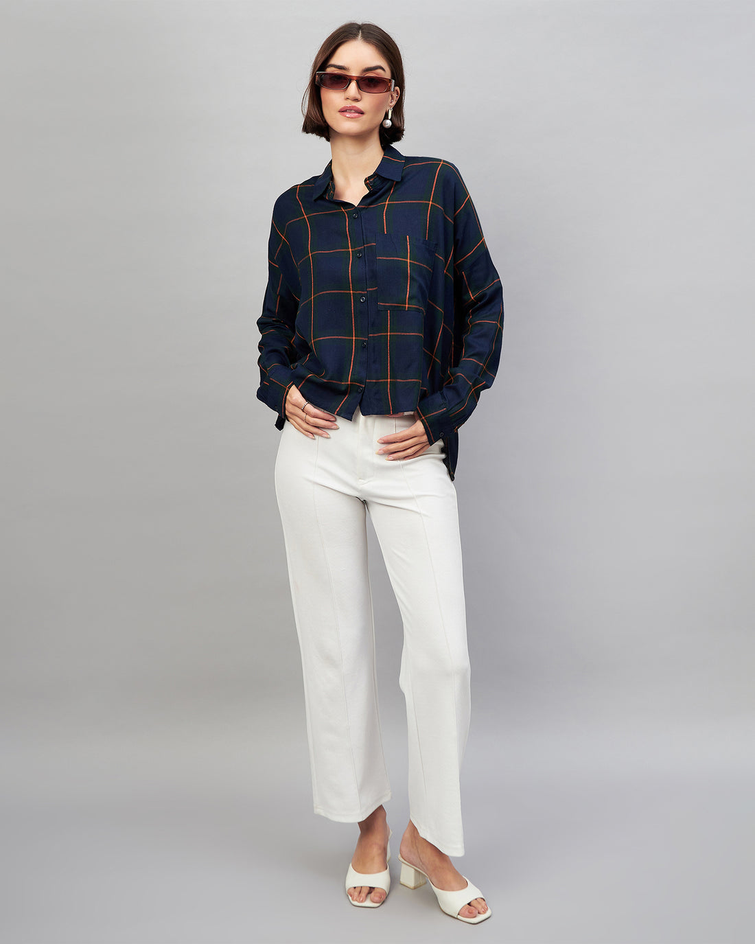 Chimpaaanzee Women Navy & Green Oversized Shirt