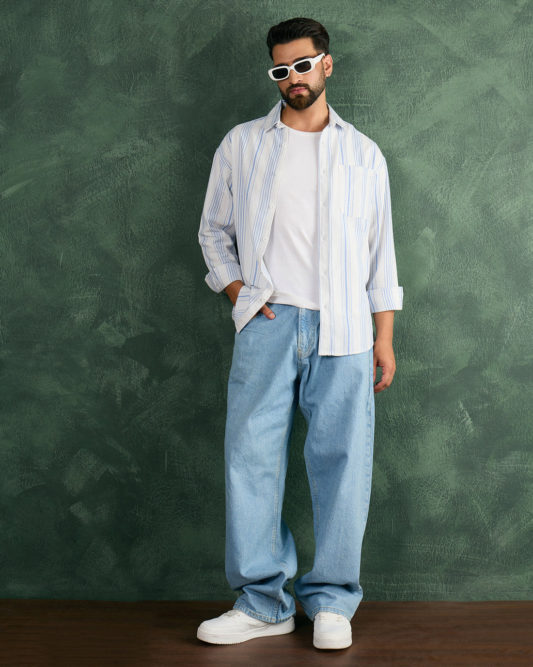 Chimpaaanzee Men White & Blue Oversized Fit Shirt