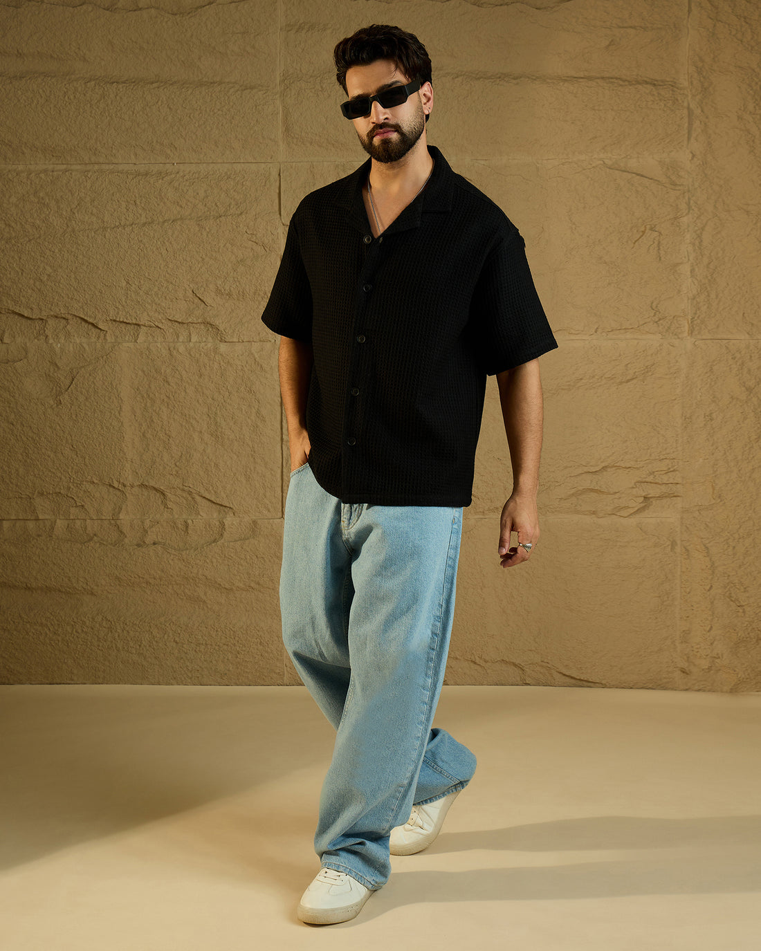 Chimpaaanzee Men Black Oversized Fit Shirt