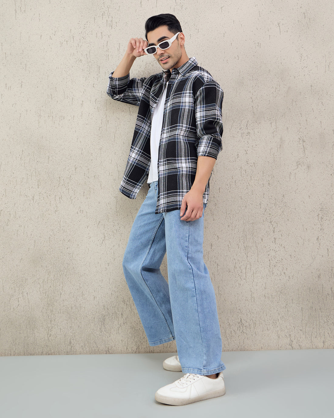 Chimpaaanzee Men Black & White Oversized Fit Shirt