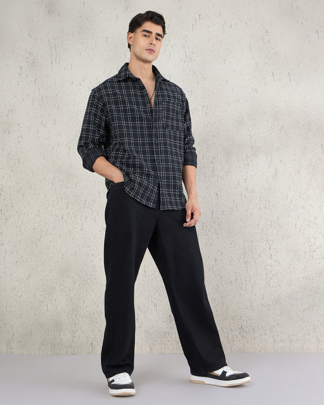 Chimpaaanzee Men Black Oversized Fit Shirt