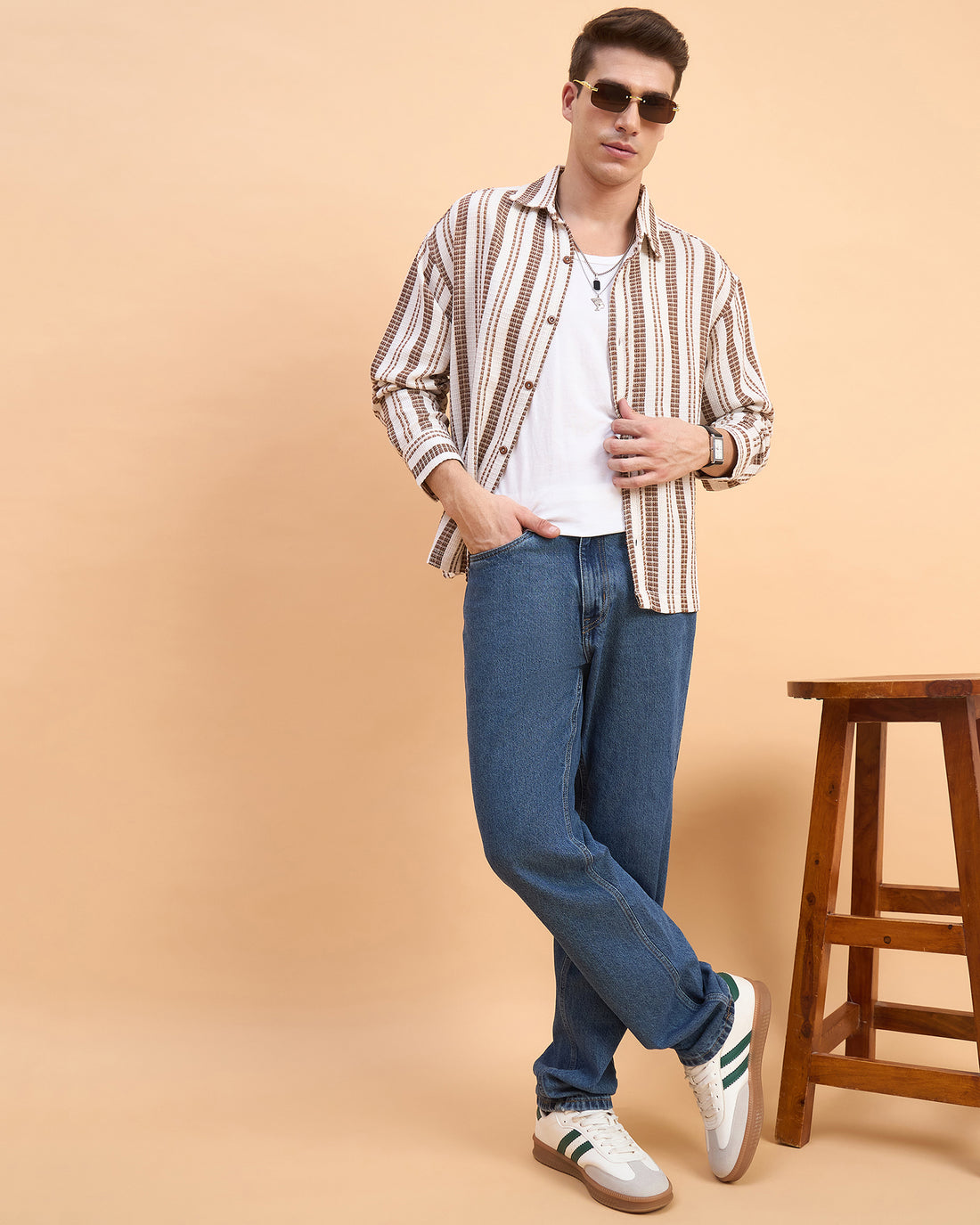 Chimpaaanzee Men White & Brown Boxy Fit Shirt