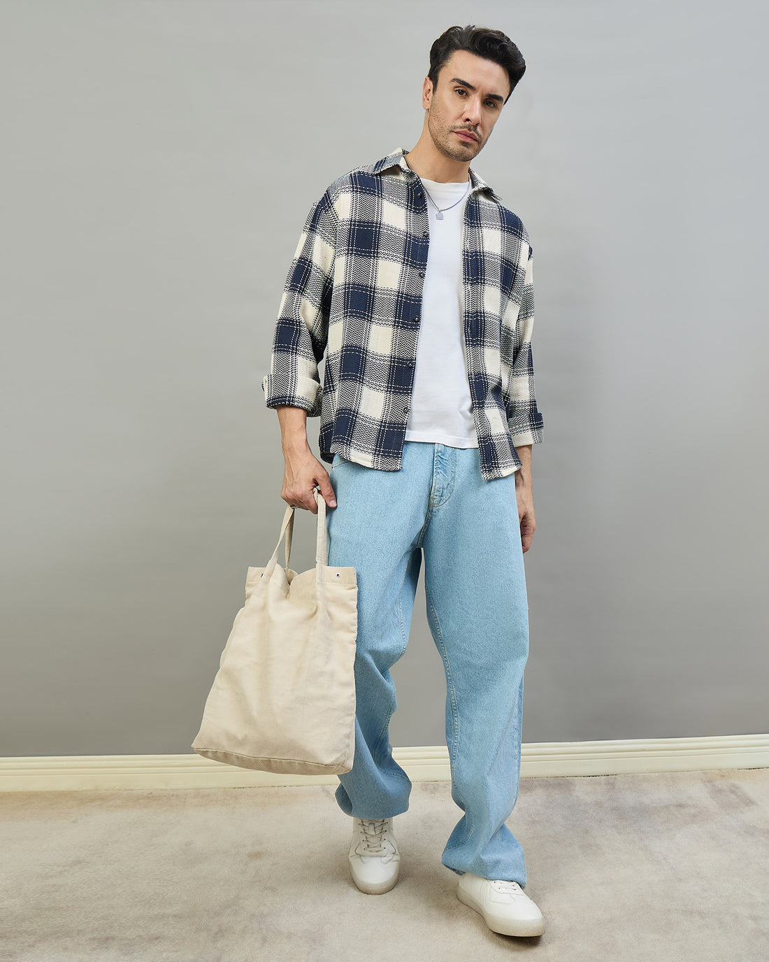 Chimpaaanzee Men Navy & Beige Oversized Fit Shirt