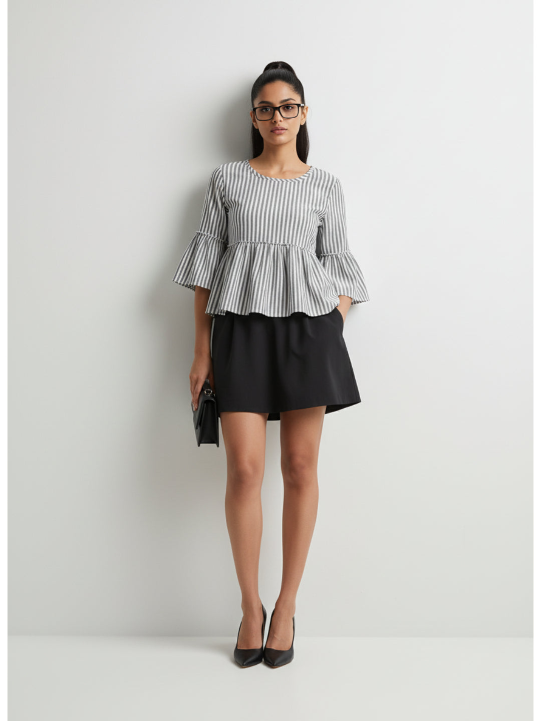 Chimpaaanzee Women Bell Sleeves Black & White Top