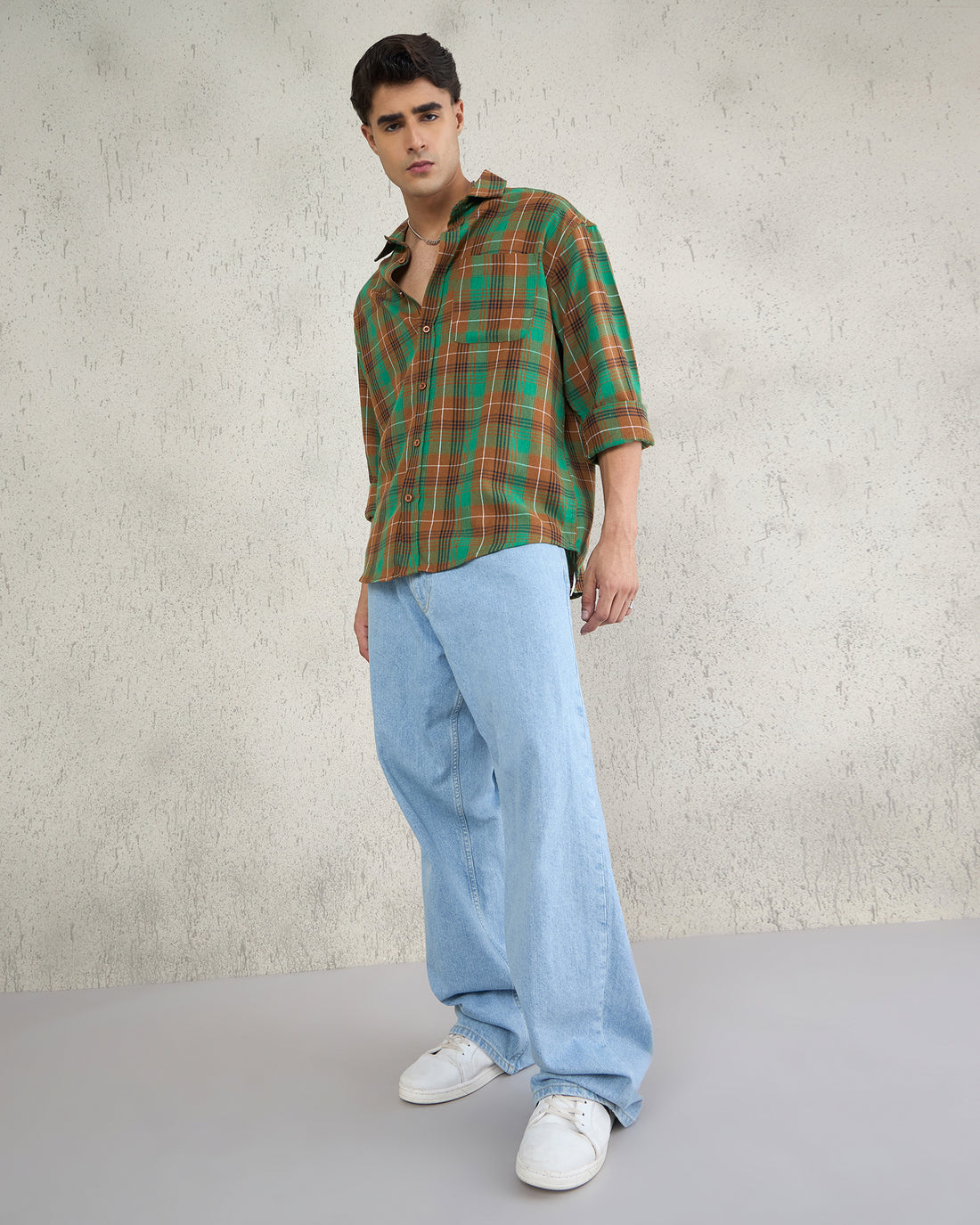 Chimpaaanzee Men Brown & Green Oversized Fit Shirt