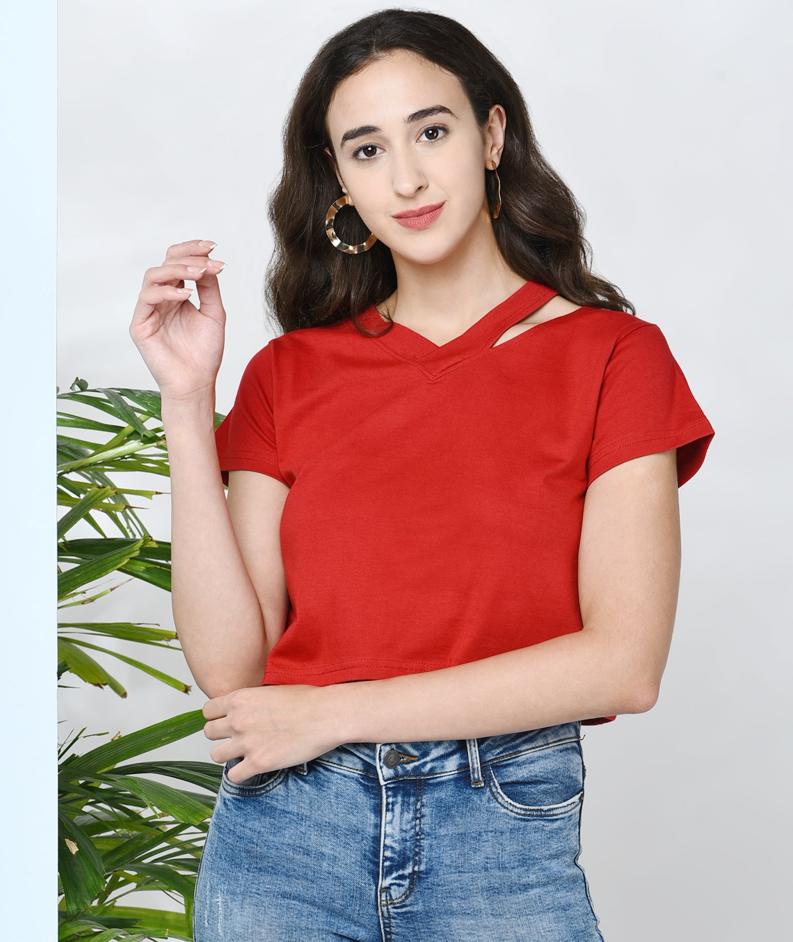 Chimpaaanzee Women Cut Neck Crop T-shirt