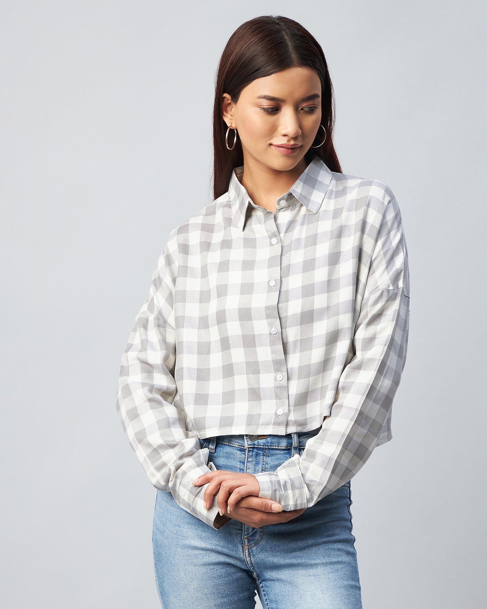 Chimpaaanzee Women Viscose Grey & White Checkered Full Sleeve Drop Shoulder Shirt