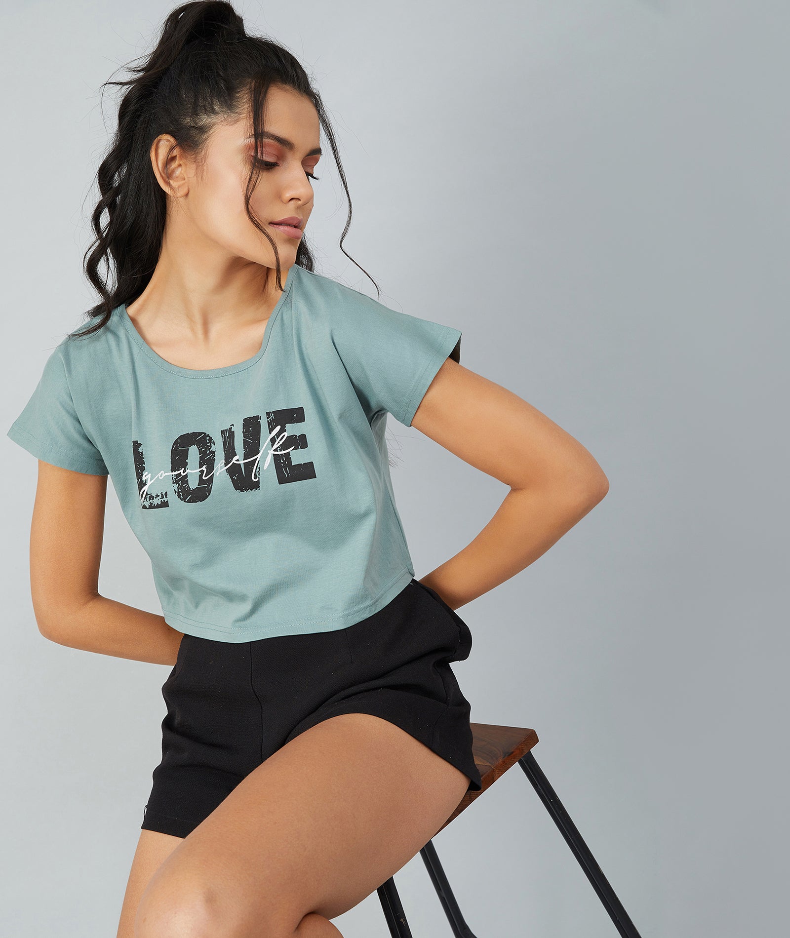 Chimpaaanzee Women Dusty Green Round Neck Crop T-shirt