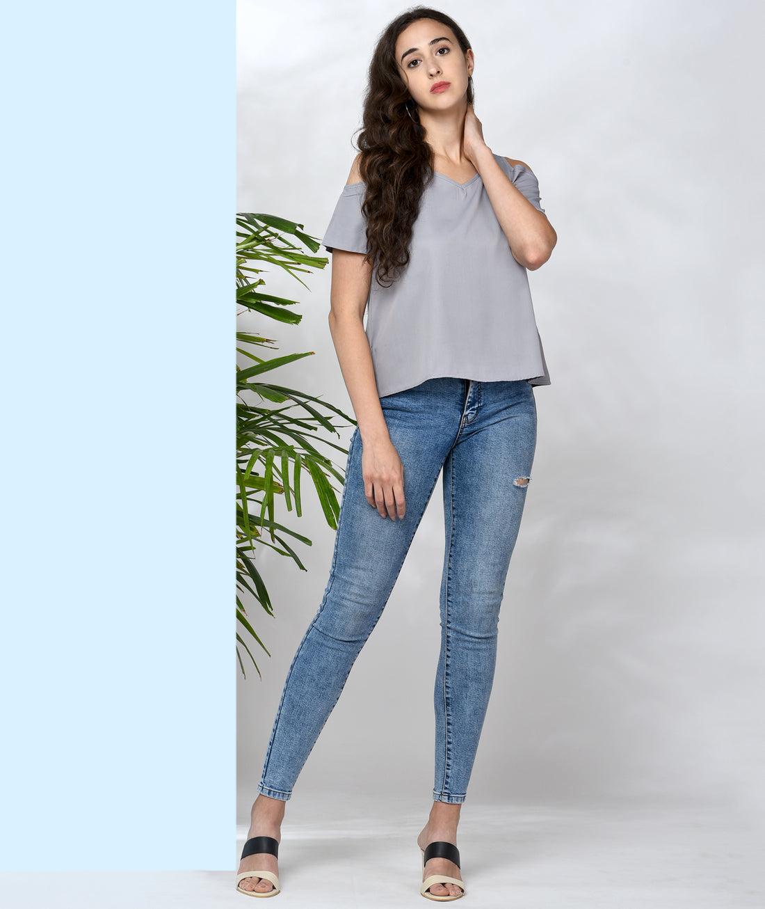 Chimpaaanzee Women Grey Solid Cold Shoulder Top