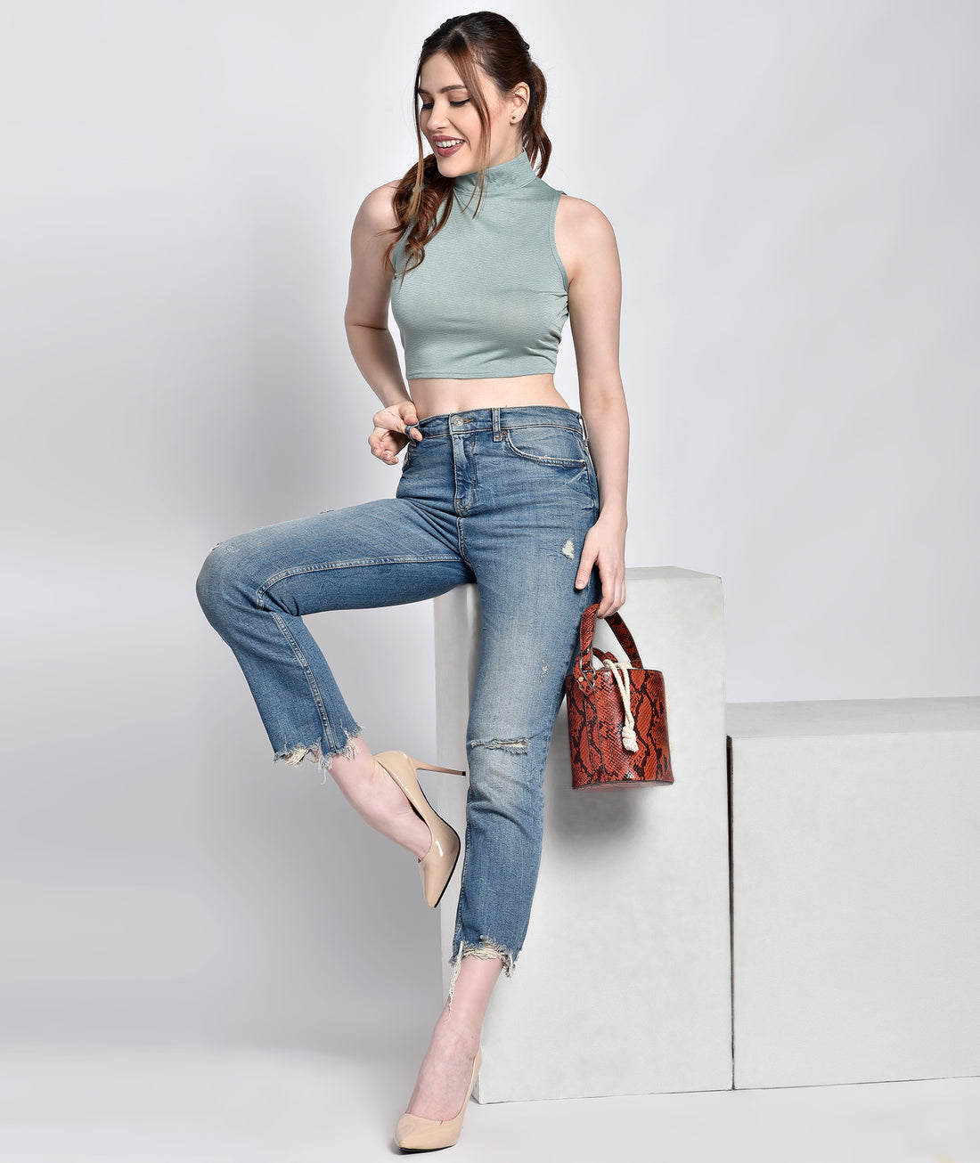 Chimpaaanzee Women Bodycon Backless Green Top