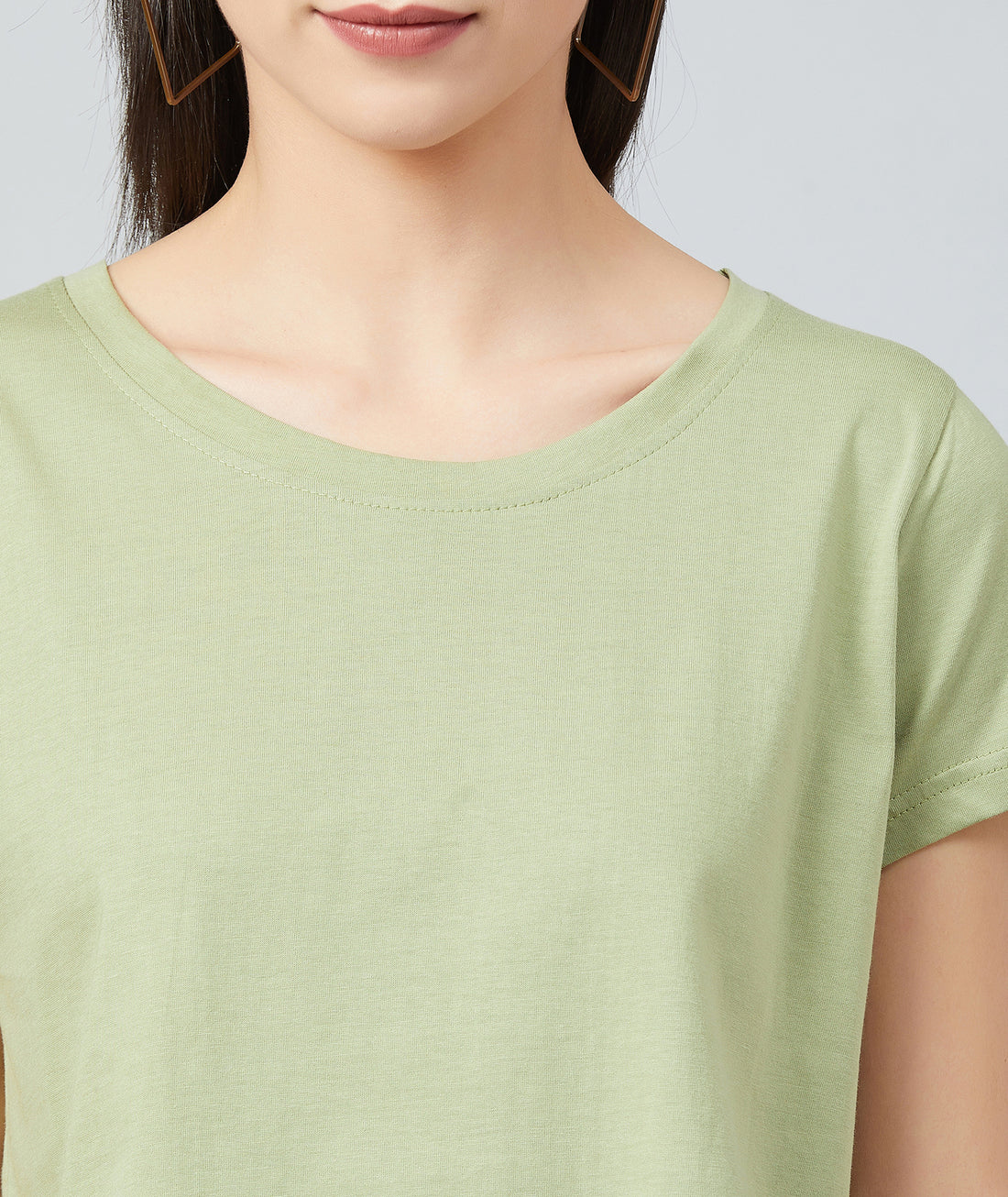 Chimpaaanzee Women Olive Green Plain Round Neck Crop T-shirt
