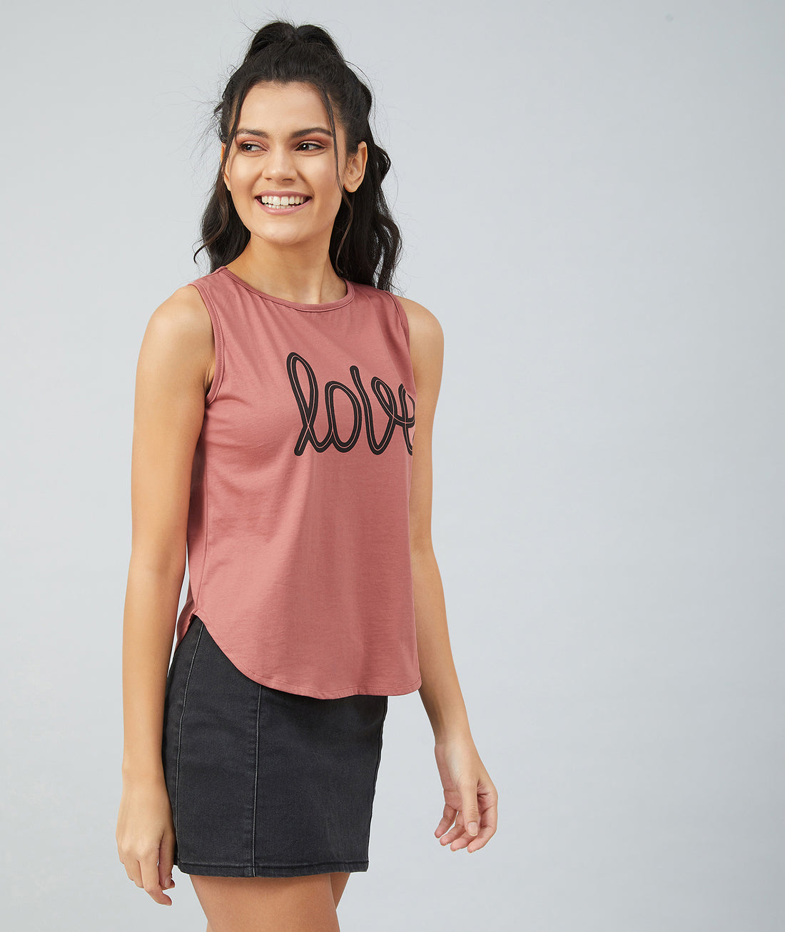 Chimpaaanzee Women Dark Pink Sleeveless Round Bottom T-shirt